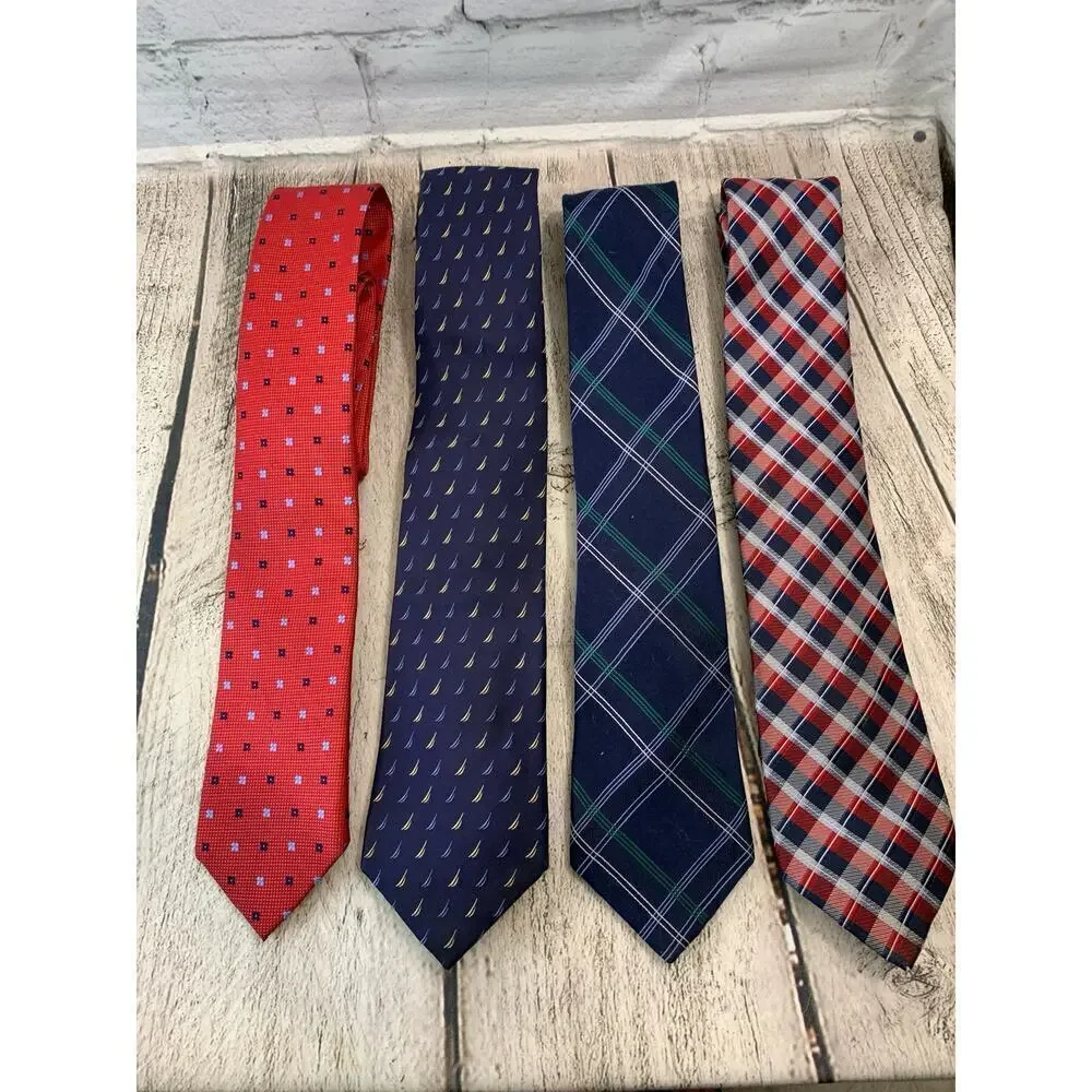 NAUTICA Men’s Lot of 4 100% Silk Ties